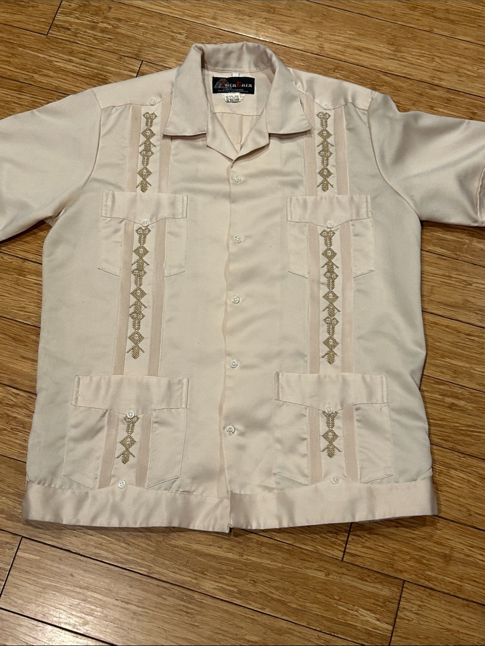 Classic Men's Cream Vintage Guayabera Button-Down Shirt L